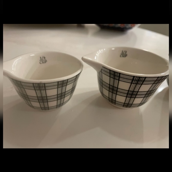 Robert Stanley buffalo plaid measuring cups - Picture 3 of 4